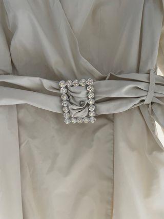 Vestido Zara beige talla S