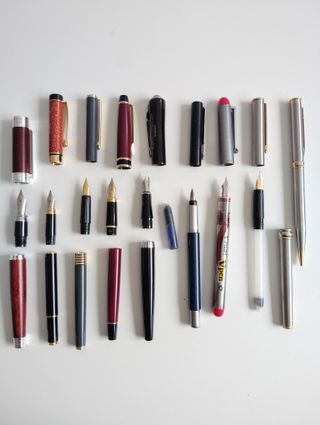 Plumas Sheaffer,ERO Germany, Pilot Japan 30€