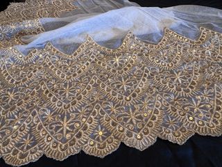 Mantilla bordada oro - Antigua