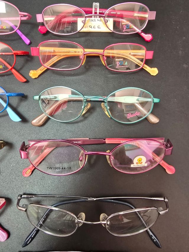 12 Gafas graduación infantil Barbie, D24