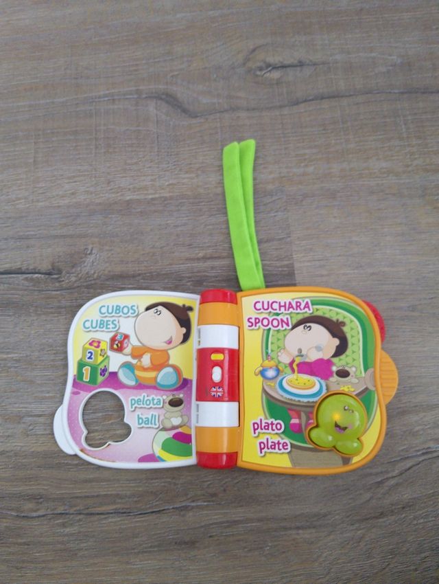 Libro musical infantil inglés-español