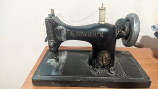 Máquina coser Singer antigua