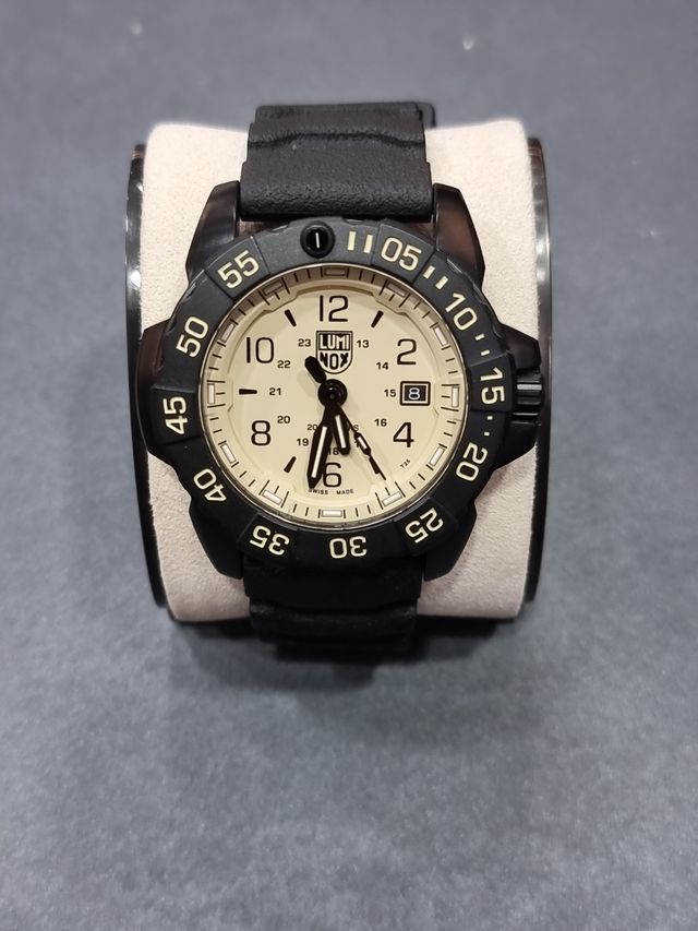 Luminox: NAVY SEAL STELL 3250 TIME DATA SERIES/ 32