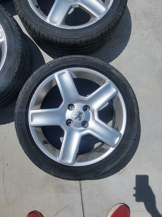 Llantas Peugeot 17" Challenger