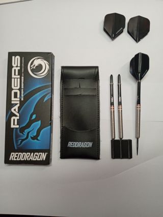 Dardos Red Dragon Raiders punta metalica, 90% tugs