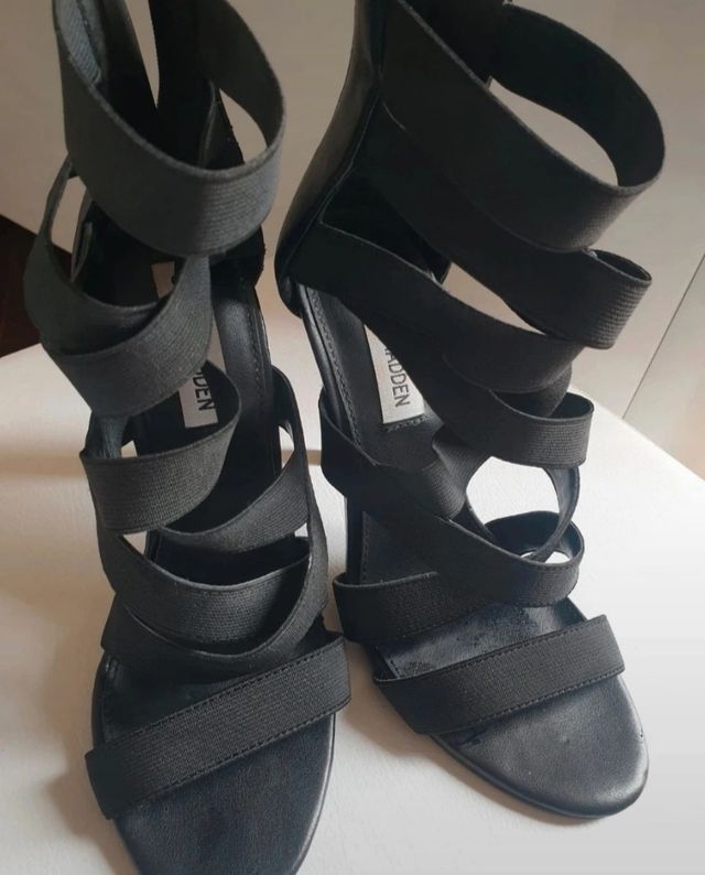 Sandali Steve Madden neri