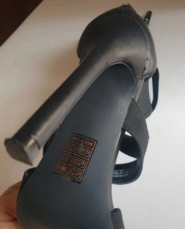 Sandali Steve Madden neri