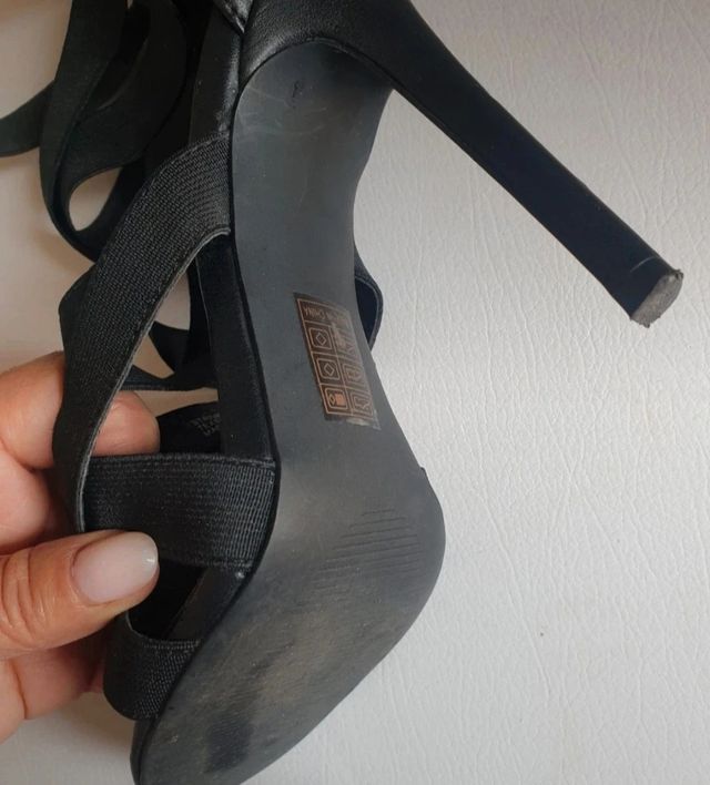 Sandali Steve Madden neri