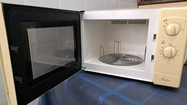 Microondas Edesa Roman-M17B