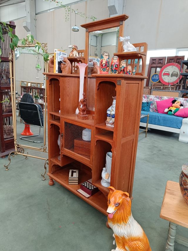 Mueble aparador de madera