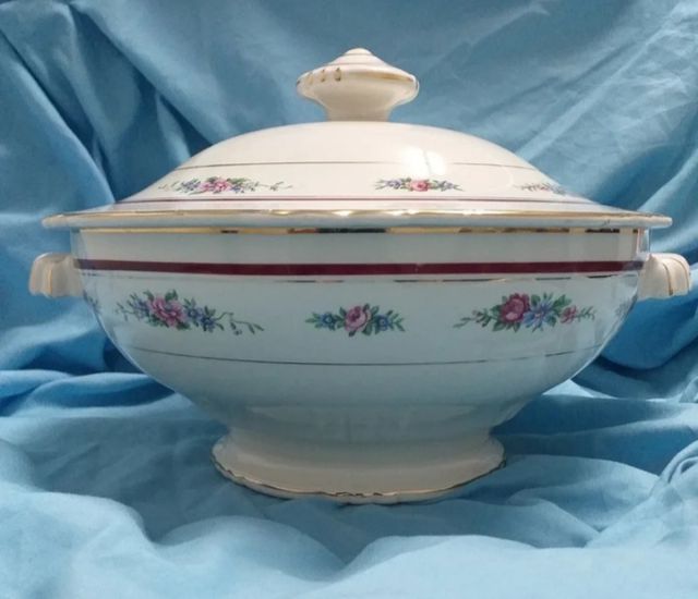 Sopera Moulin des Loups porcelana