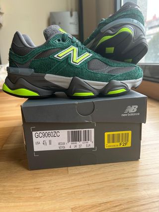  New Balance 9060 Green/Grey Unisex T37 Nuevas