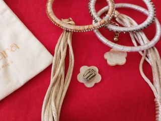 Collar y Pulseras Nacar Beige
