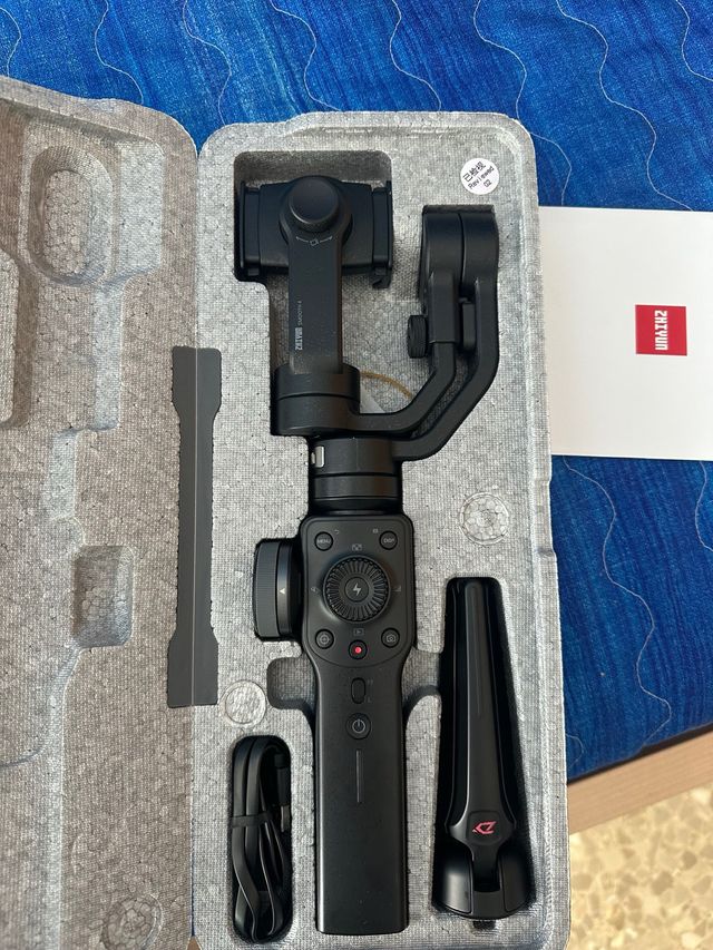 Zhiyun Smooth 4 - Estabilizador