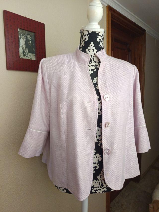 Conjunto chaqueta y vestido rosa