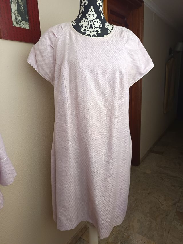 Conjunto chaqueta y vestido rosa