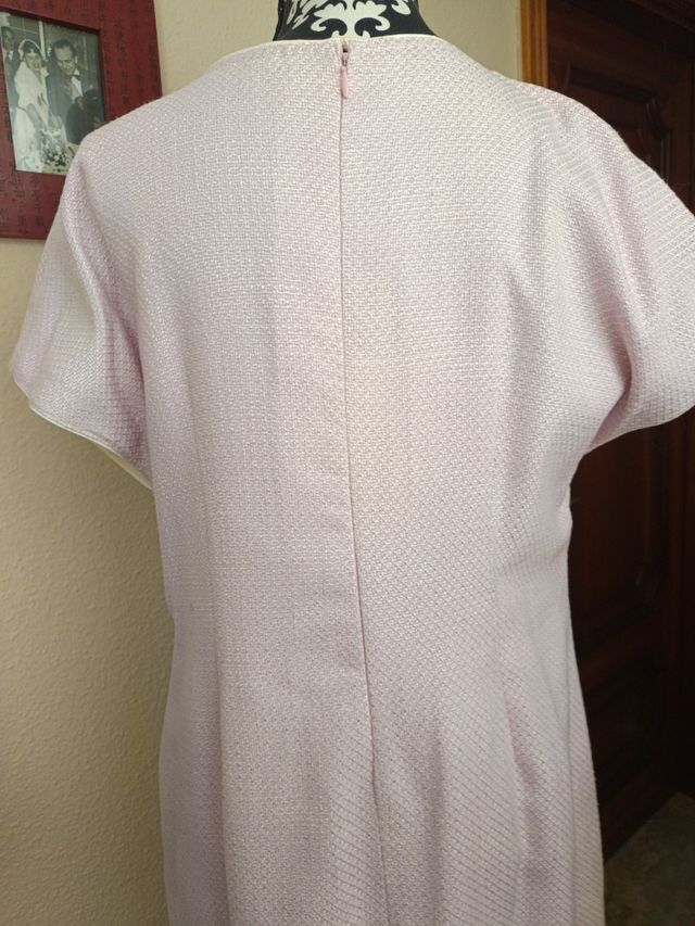 Conjunto chaqueta y vestido rosa