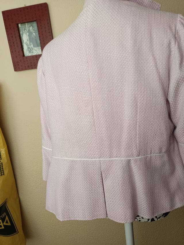 Conjunto chaqueta y vestido rosa