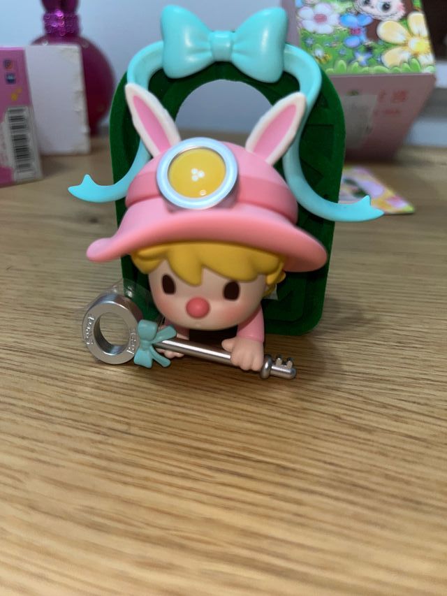 Blind box Pop Mart Finding Mokoko Sweet Bean