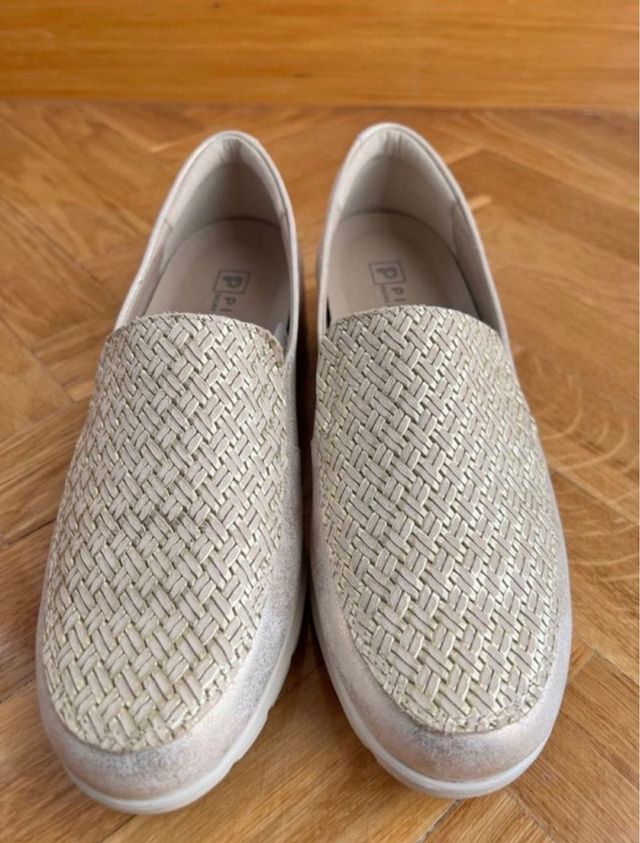 Mocasines Pitillos beige-plata