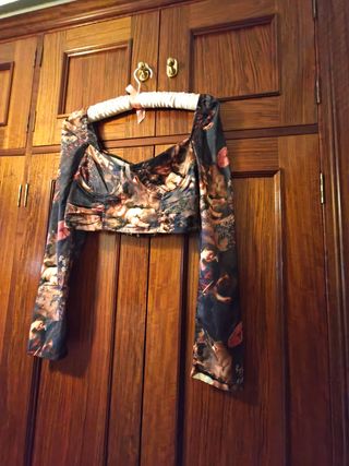 Top PrettyLittleThing manga larga