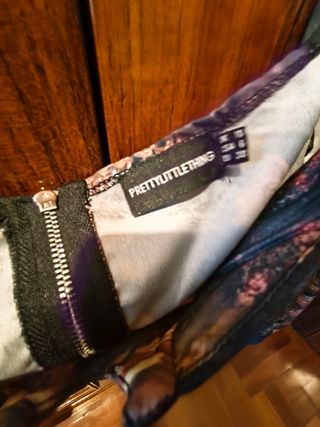 Top PrettyLittleThing manga larga