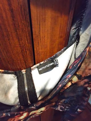 Top PrettyLittleThing manga larga