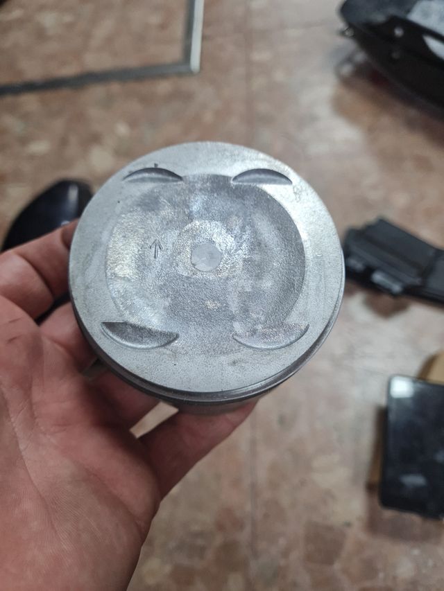 Pistón Suzuki Intruder 800