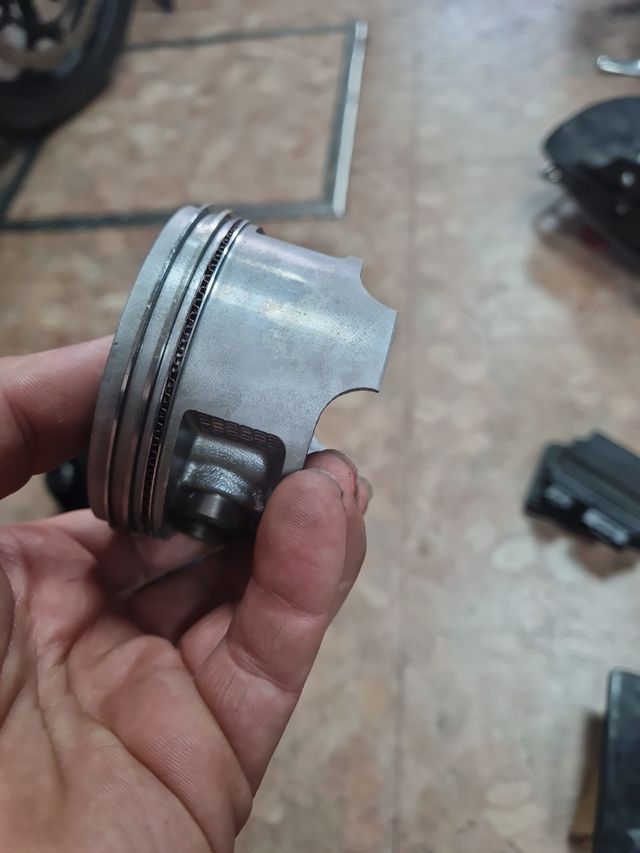 Pistón Suzuki Intruder 800