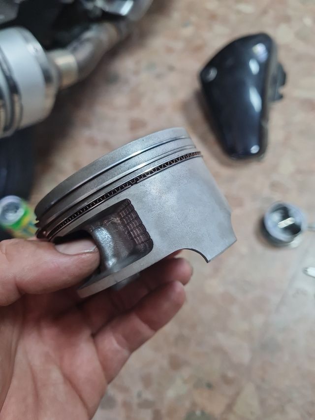 Pistón Intruder 800 usado