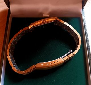 RELOJ LOTUS DE PULSERA. DORADO ACERO INOXIDABLE