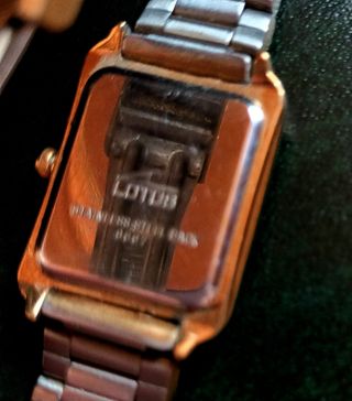 RELOJ LOTUS DE PULSERA. DORADO ACERO INOXIDABLE