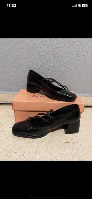 Zapatos Daniela Vega negros, talla 38