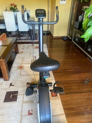 Bicicleta estática Essential - Como nueva
