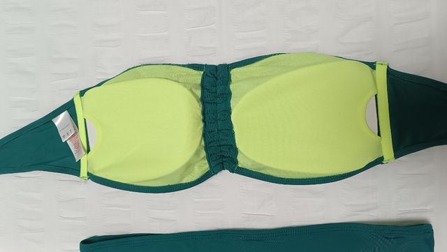 Bikini verde oscuro