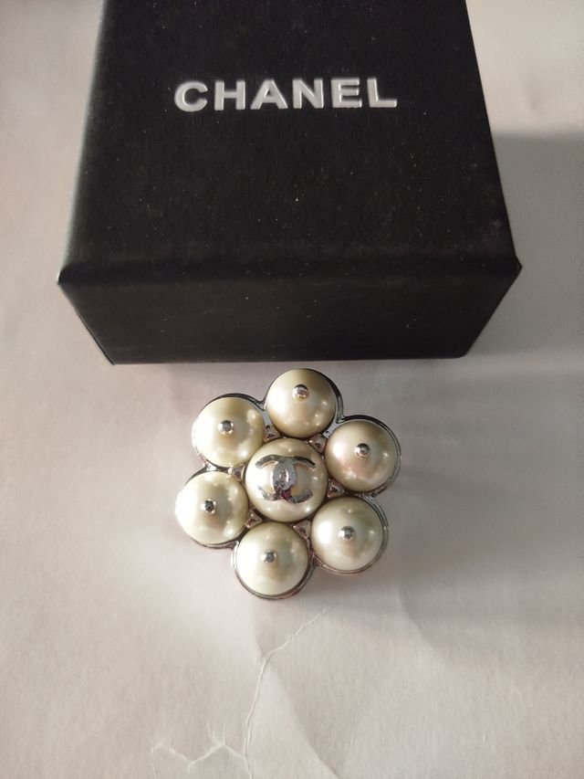 Broche Chanel - Perla