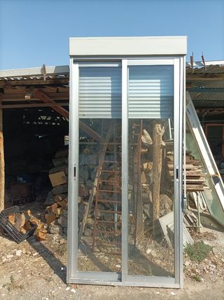Ventana balconera aluminio doble acristalamiento 