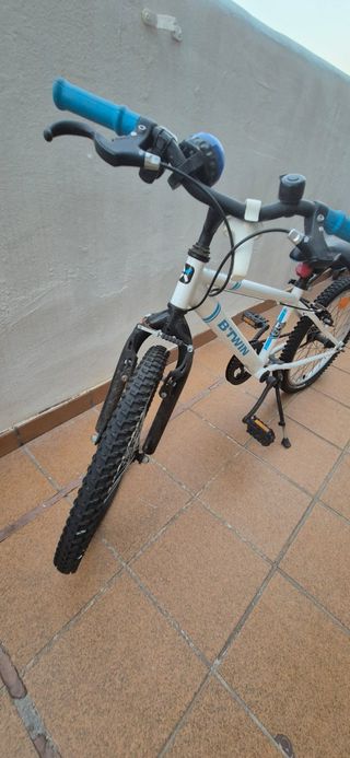 Bicicleta Niñ@ 20" hay que engrasar cadena,ruedas