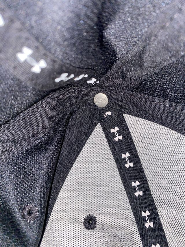 Gorra Under Armour negra