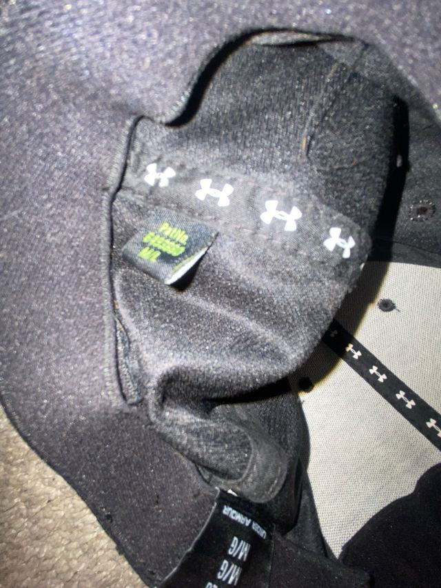 Gorra Under Armour negra
