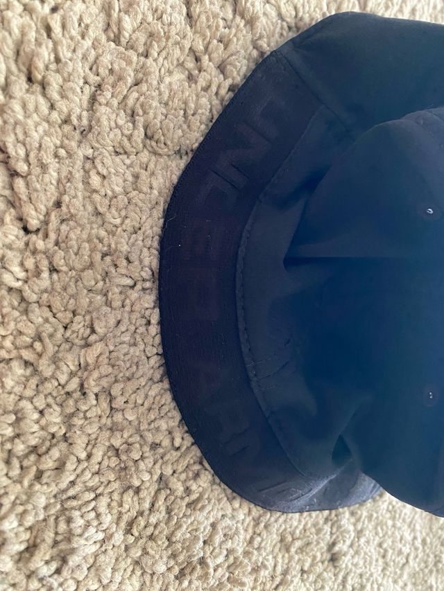 Gorra Under Armour negra