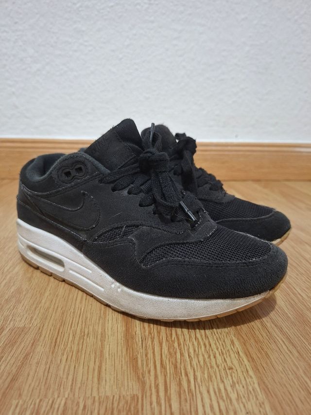 Nike Air Max 1 negras 36,5