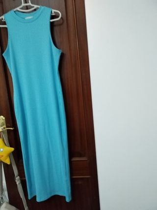 Vestido rayas blanco-negro
Pantalón 40
Dinero mano