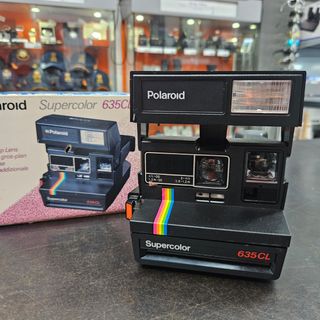 Polaroid Supercolor 635CL Cámara