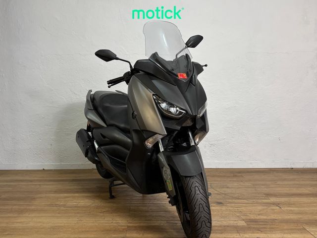 YAMAHA XMAX 300