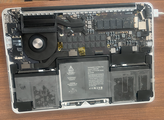 MacBook Pro 13" Retina 2014 - Batteria Nuova