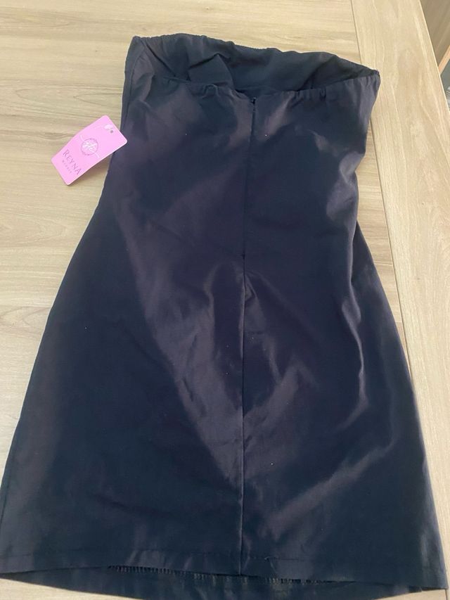 Vestido negro palabra de honor