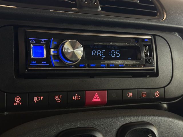 Fiat Panda 1.0GSE HYBRID 70CV.- " 5 PUERTAS ".- " NACIONAL ".- " IMPECABLE ".- " BAJO CONSUMO ".- " GARANTÍA CON  COBERTURA EUROPEA ".-