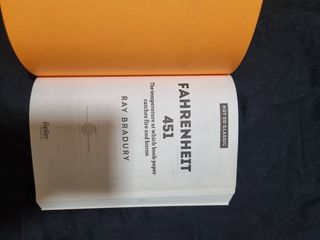 Fahrenheit 451