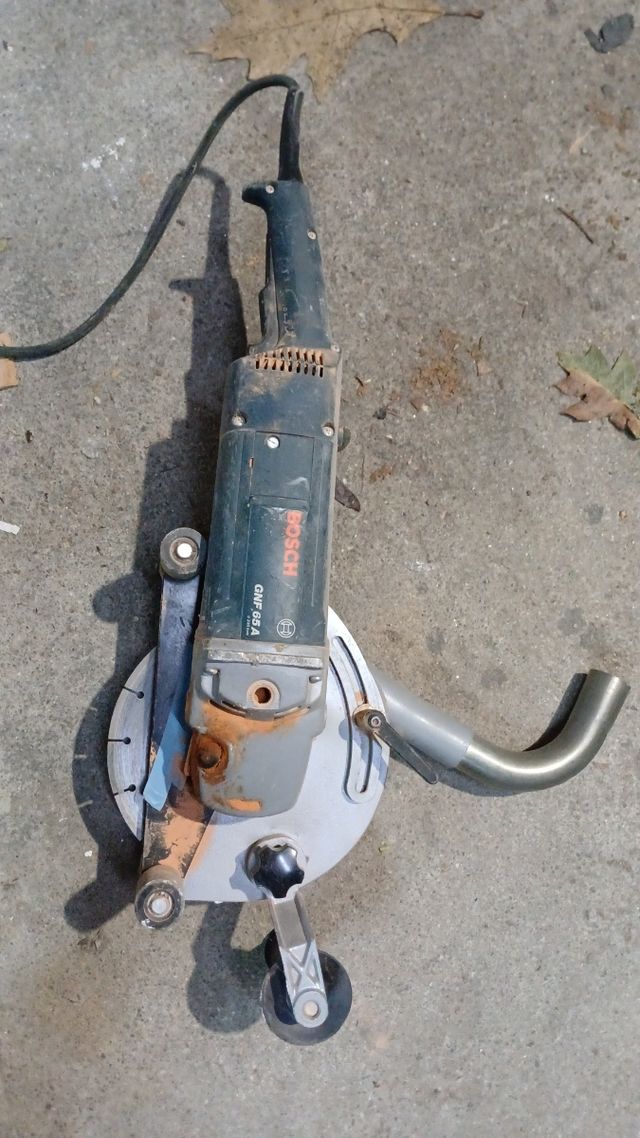 Rozadora  Ranuradora Bosch GNF 65 2300w 230mm usad